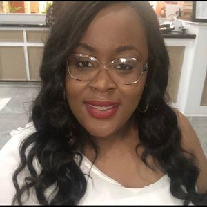 Meet your Posher, Camille